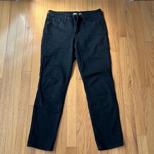 Old Navy Black Slim Straight Mid Rise Jeans